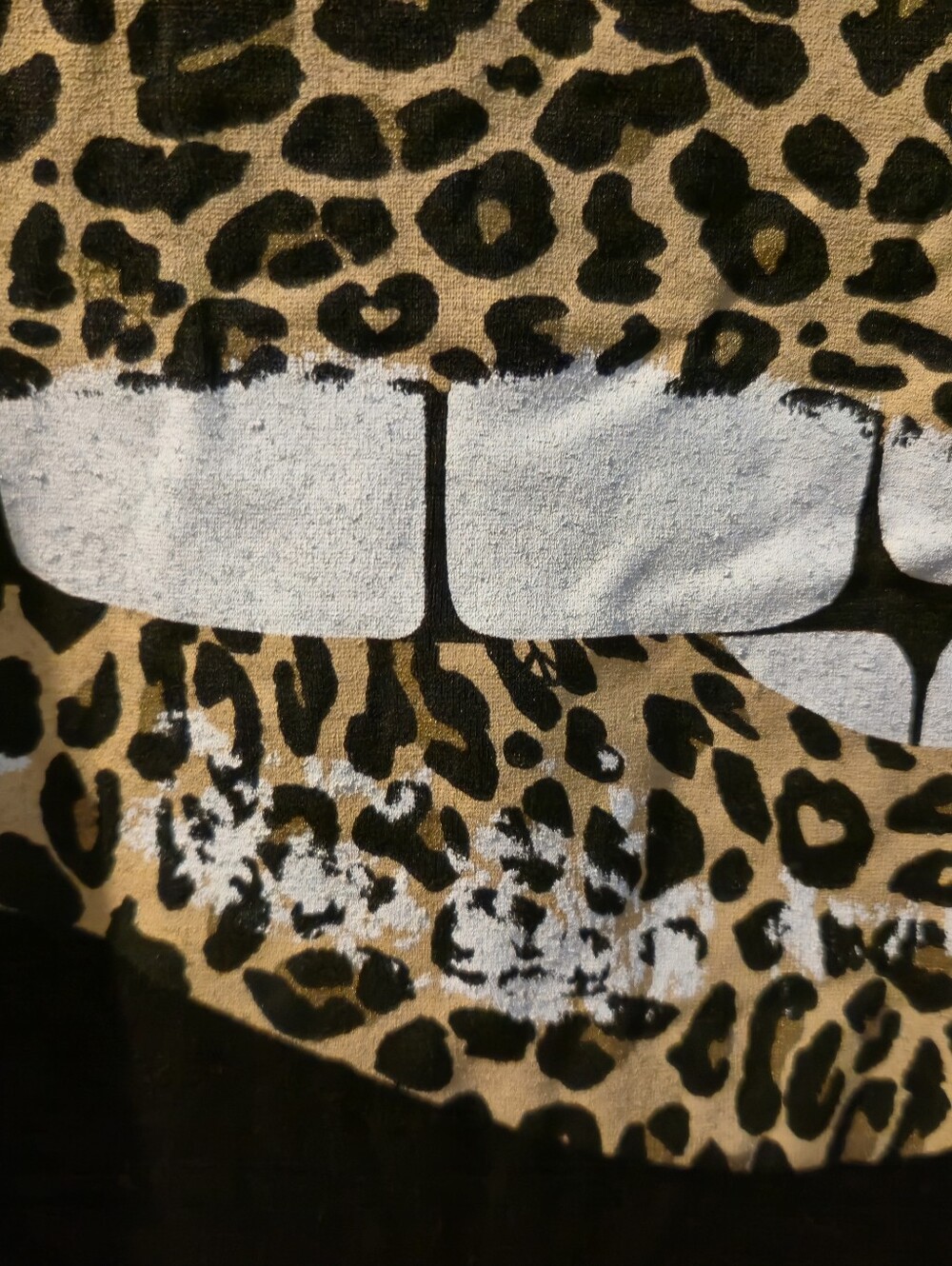 Lauren Moshi Leopard Lips shirt - Picture 8 of 10